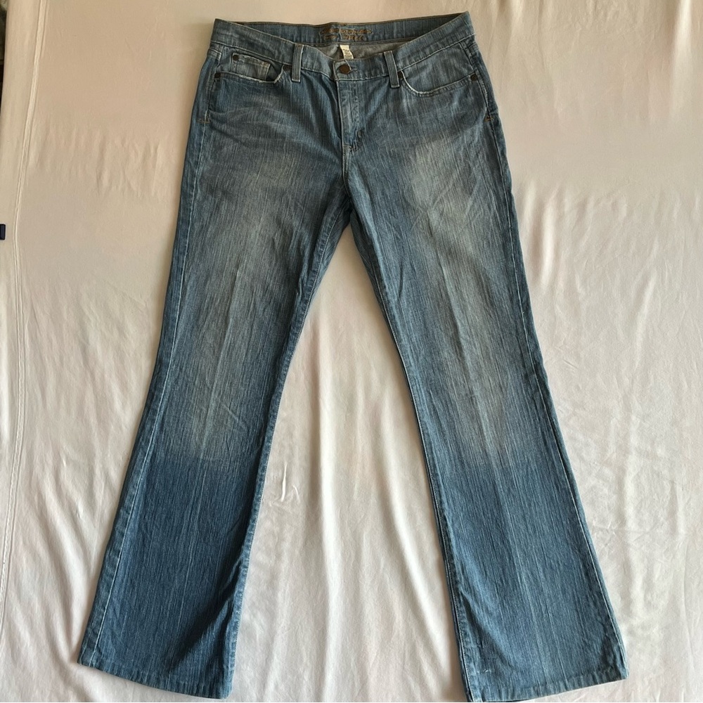 Classic High-Rise Light Blue Flare Jeans - Women - Picture 2 of 6